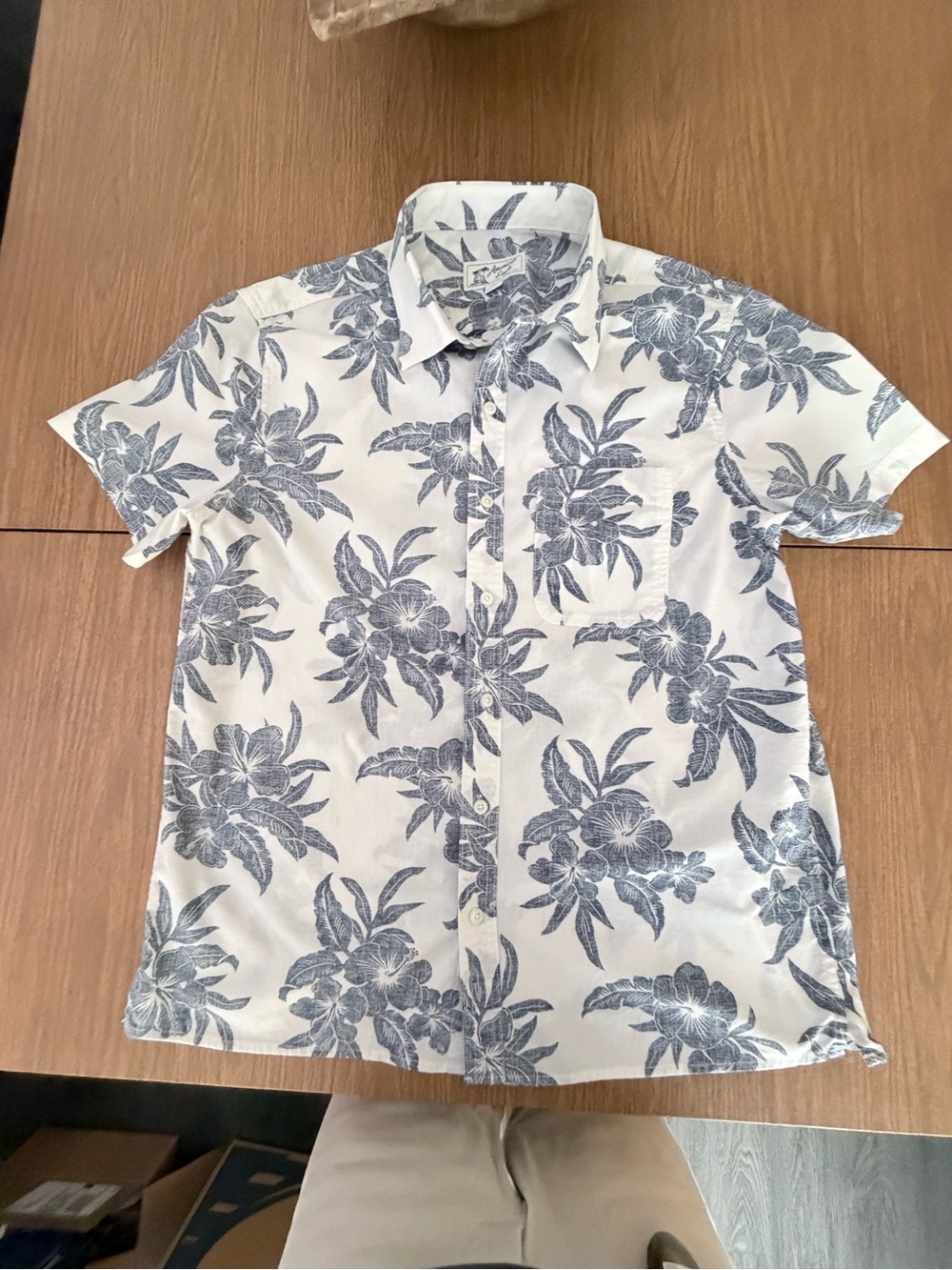 American Eagle White Short-Sleeve Button-Down with Blue Floral Print